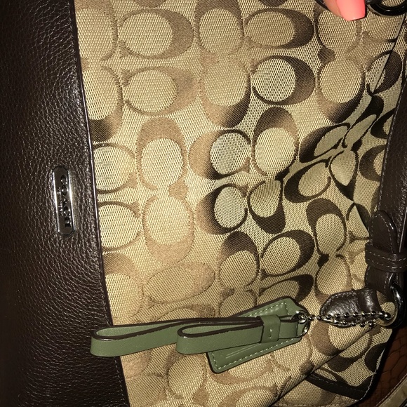 Coach 100% Authentic Shoulder Bag - Picture 7 of 8